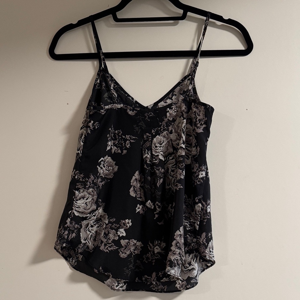 Aritzia Talula Black and Gray Tank Top - Picture 3 of 5